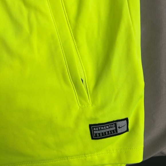 Inter Milan Track Jacket Medium OFFICAL - Picture 3 of 5